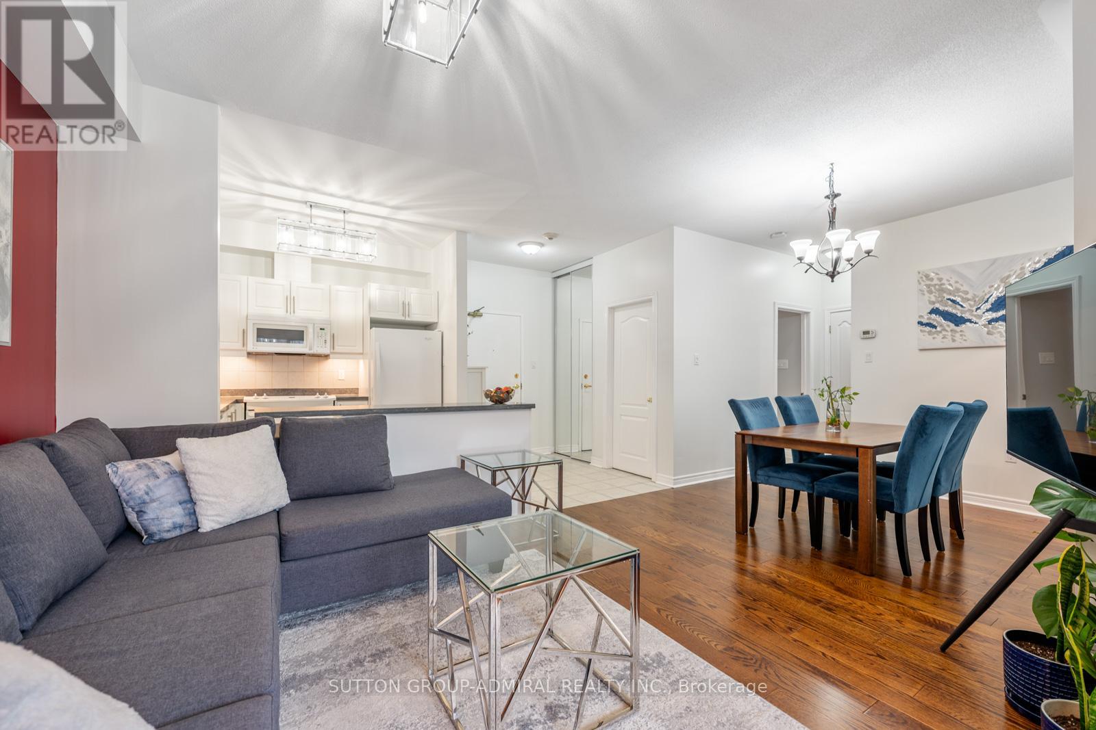 9944 Keele Unit 102