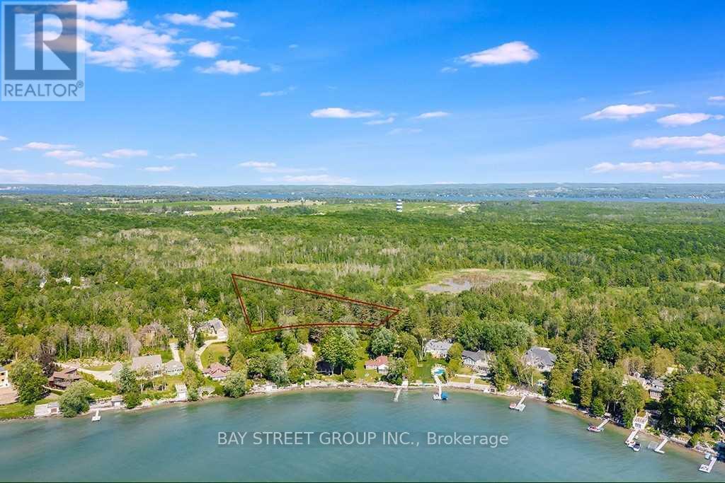 3358 Crescent Harbour