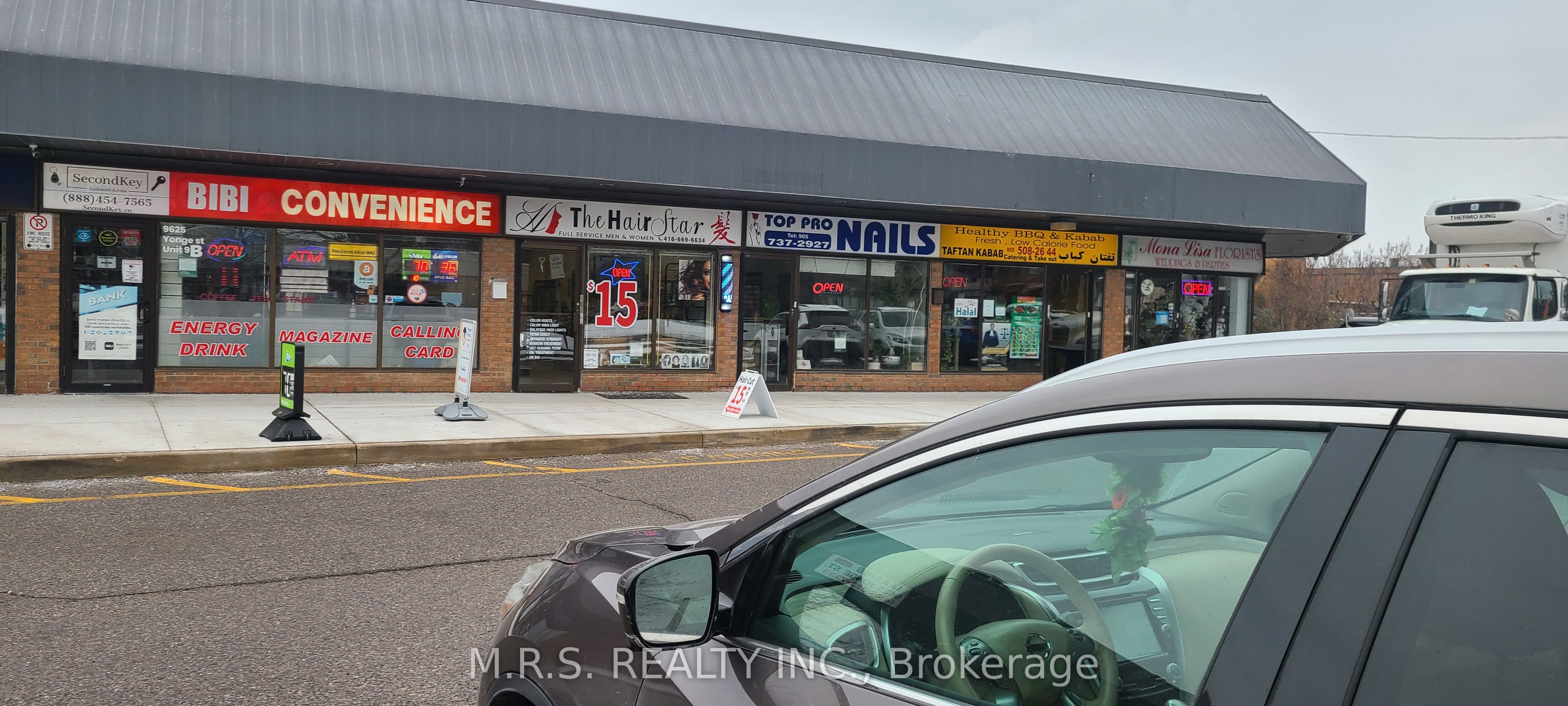 9625 Yonge Unit 9 photo 2