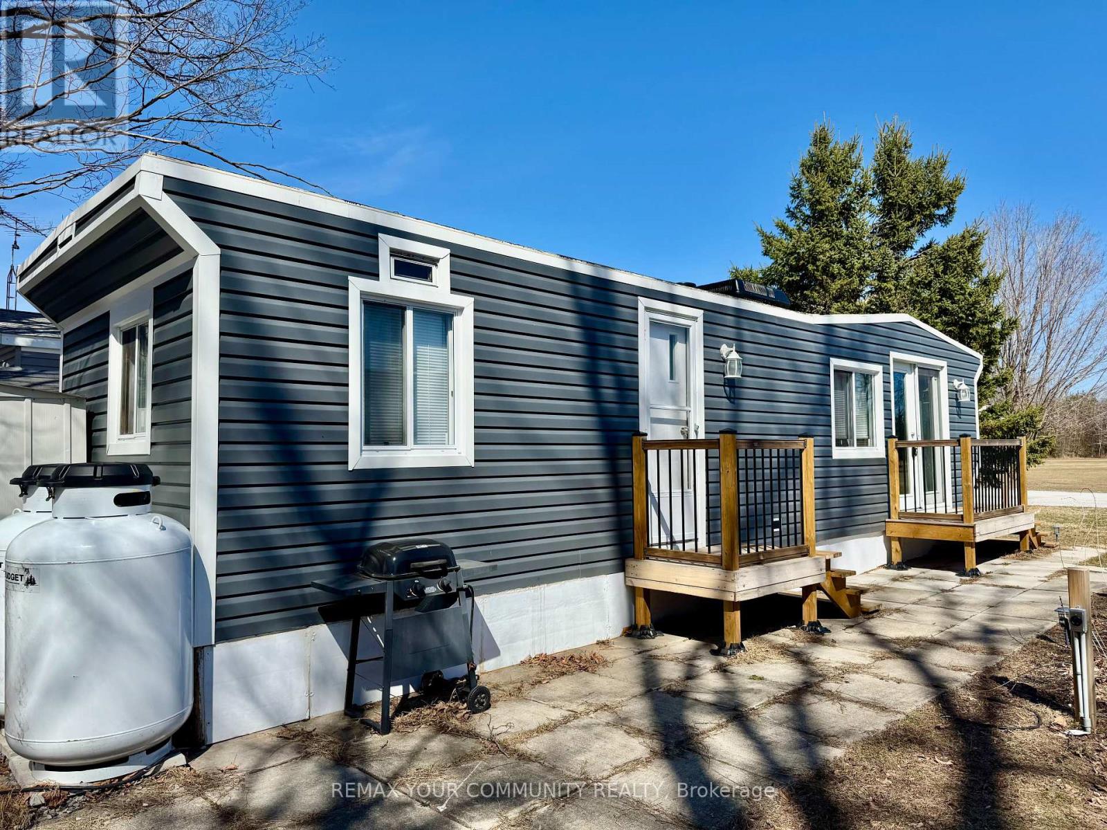 285 Crydermans Unit 204
