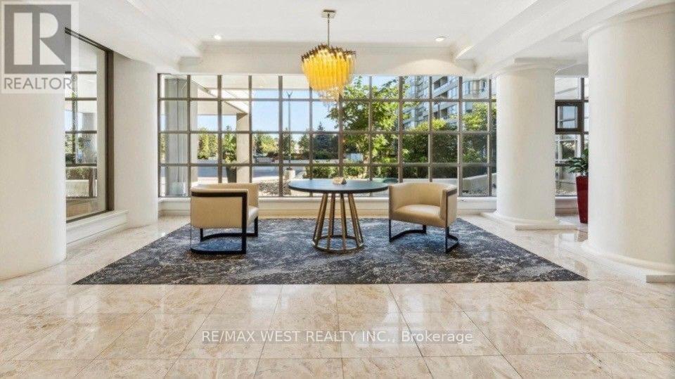 7 Townsgate Unit 1408