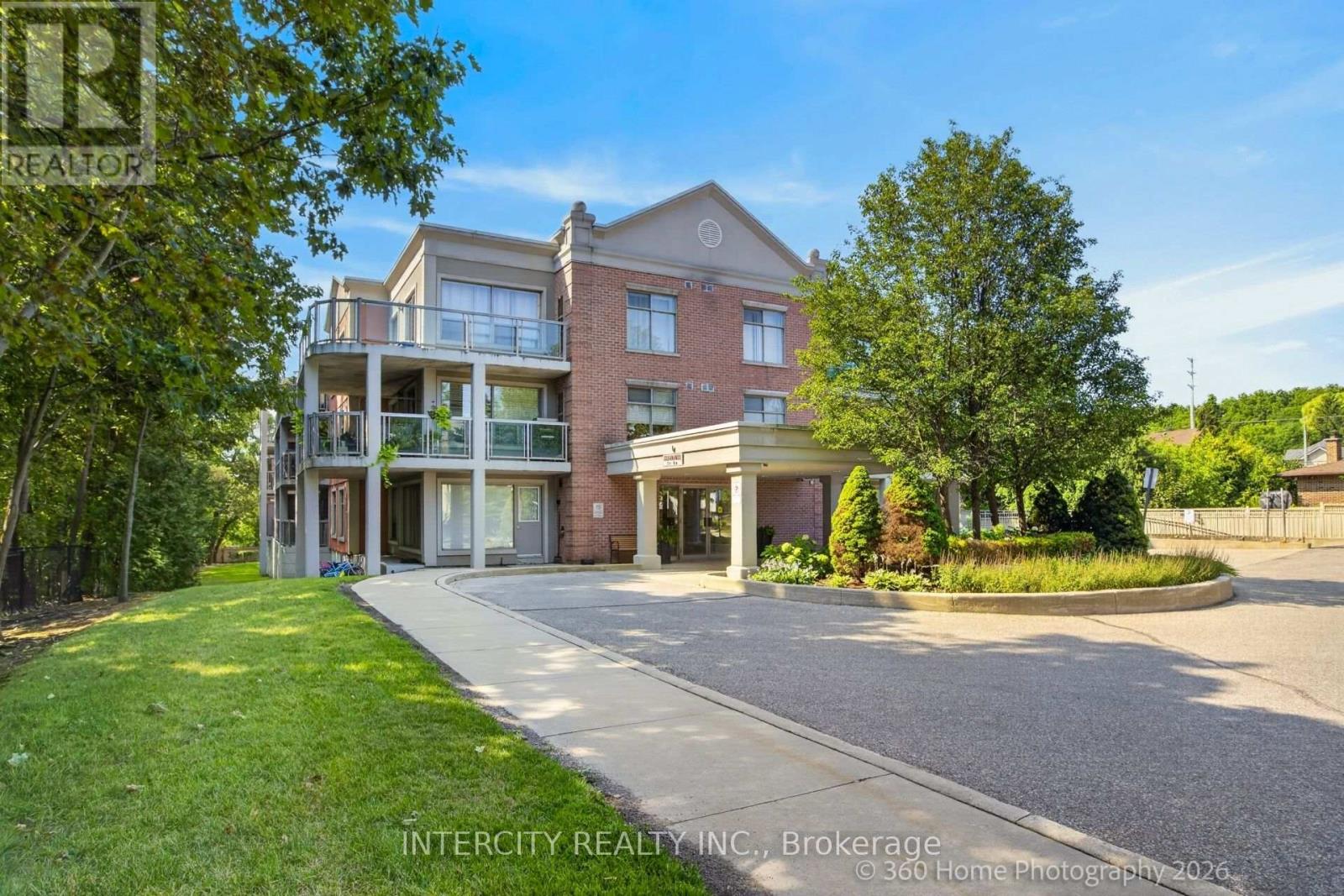 245 Pine Grove Unit 304