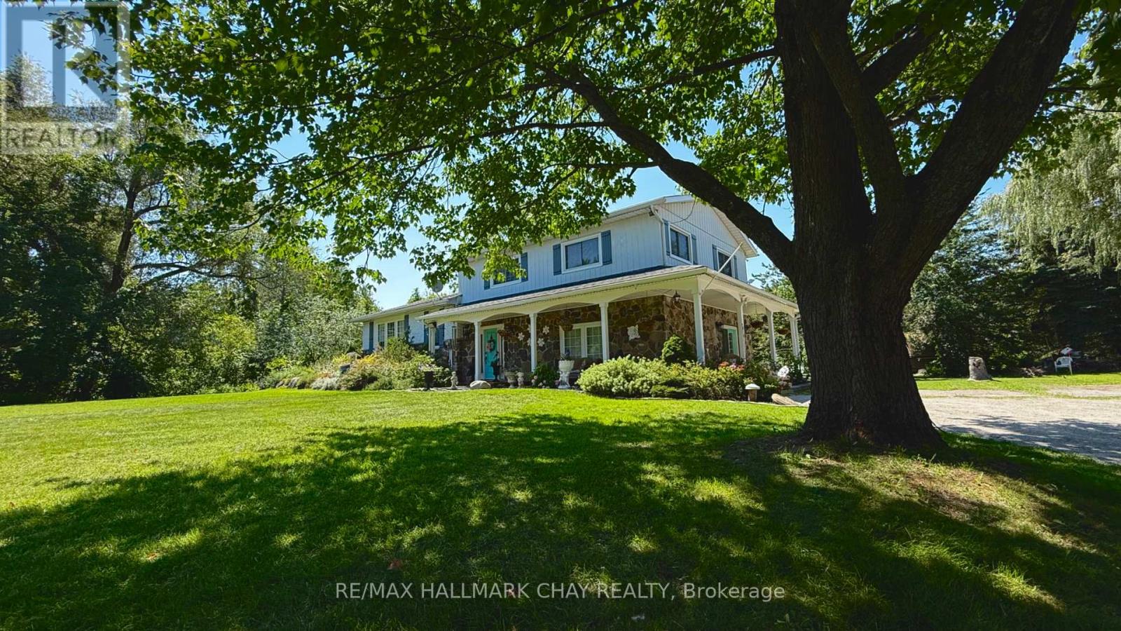 2230 Spring photo 4