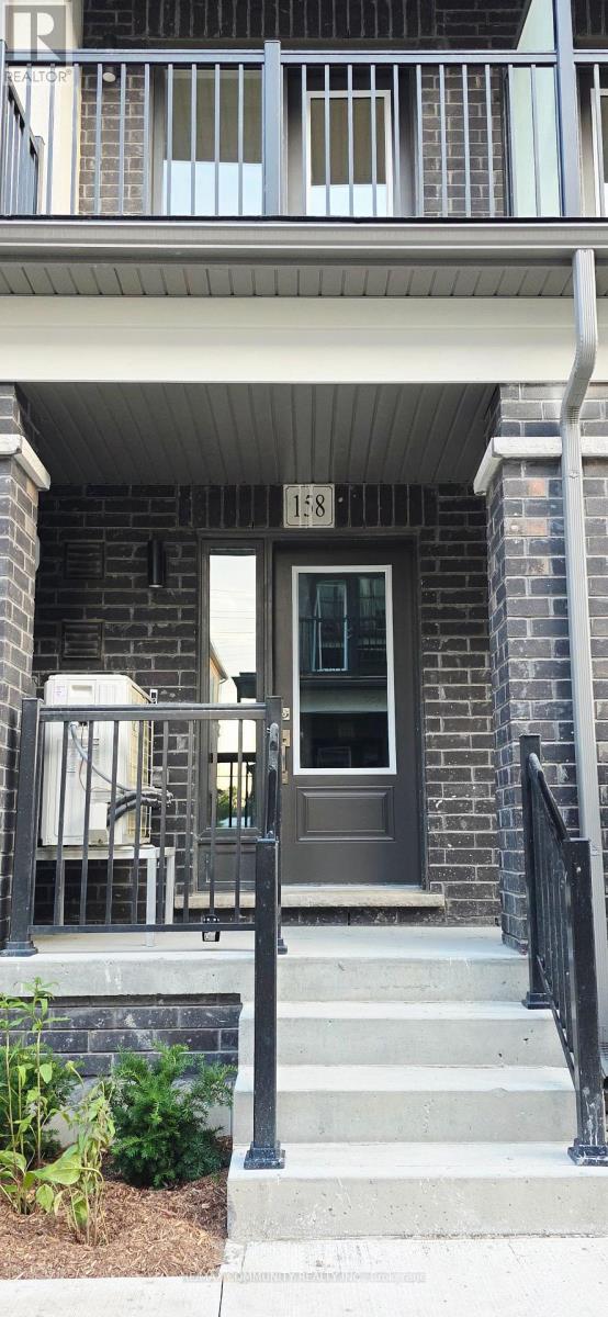 158 Matawin Unit 105 photo 2