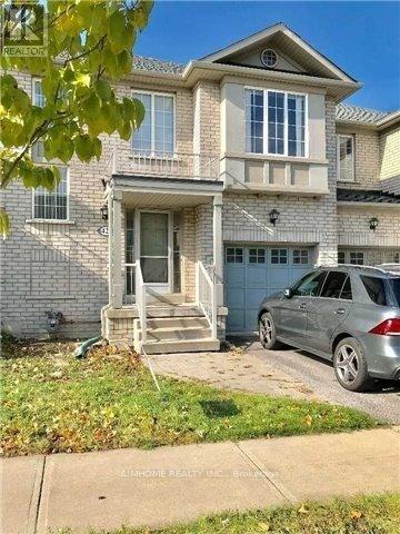 42 Holmwood