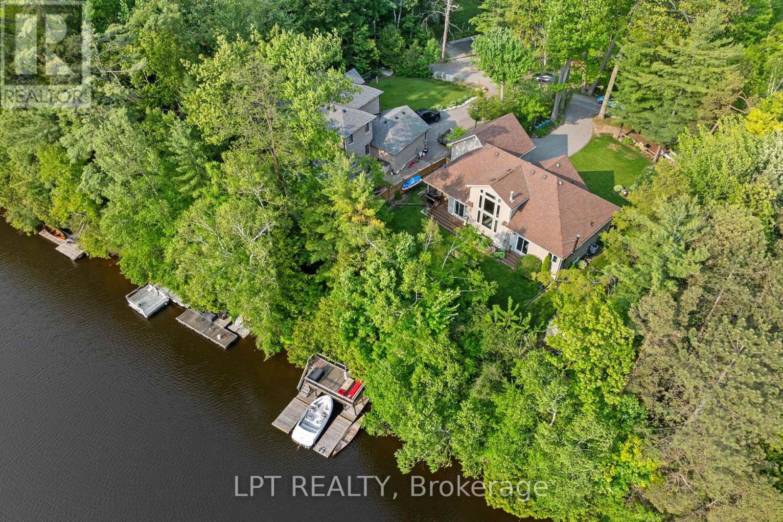 2 Birch Knoll