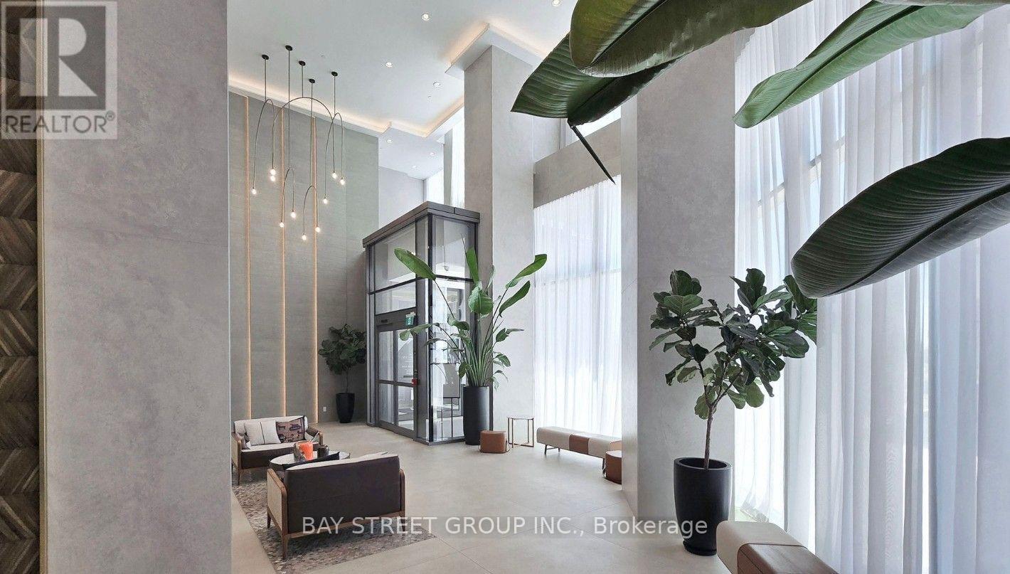 1000 Portage Unit 3109