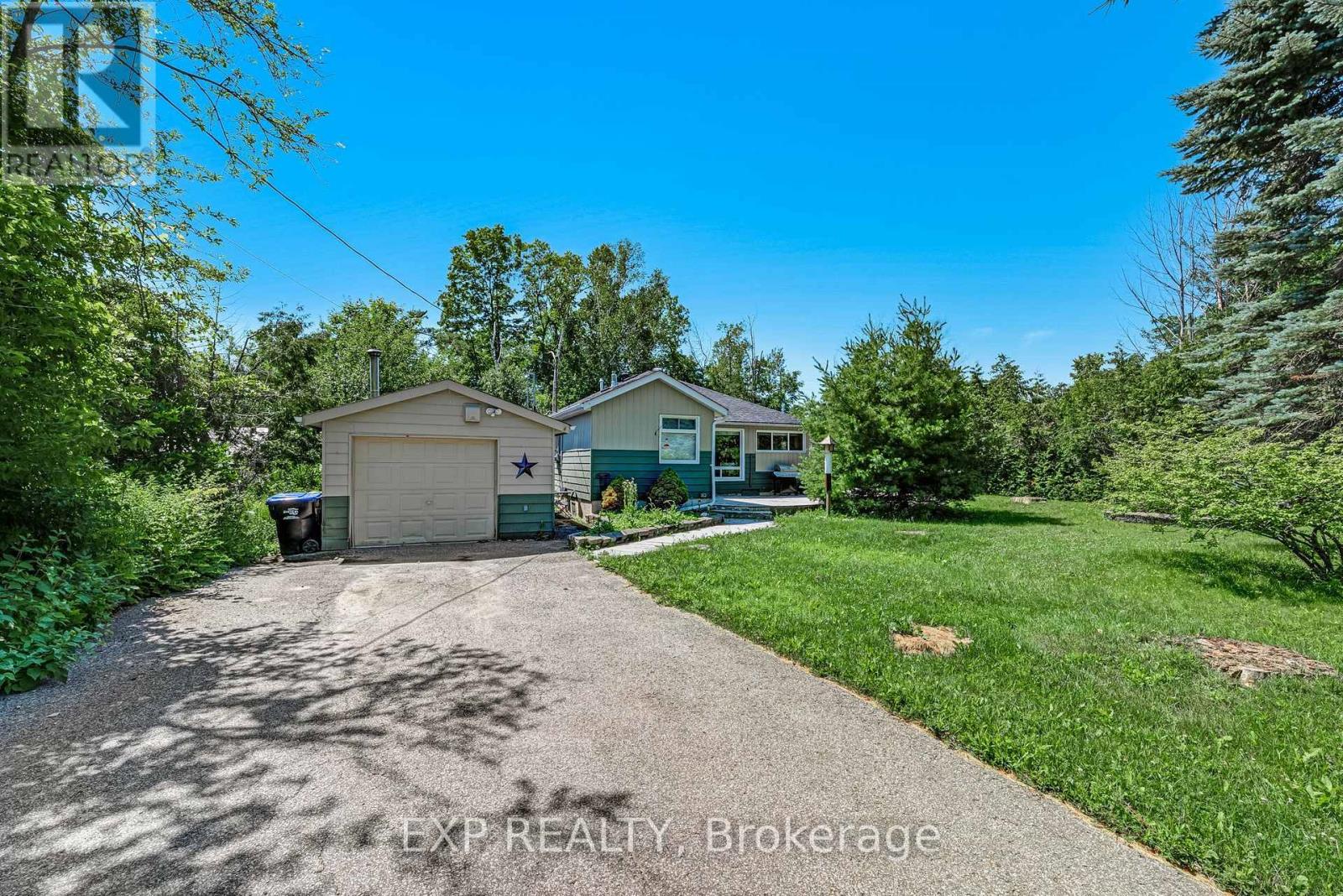 3909 Richview