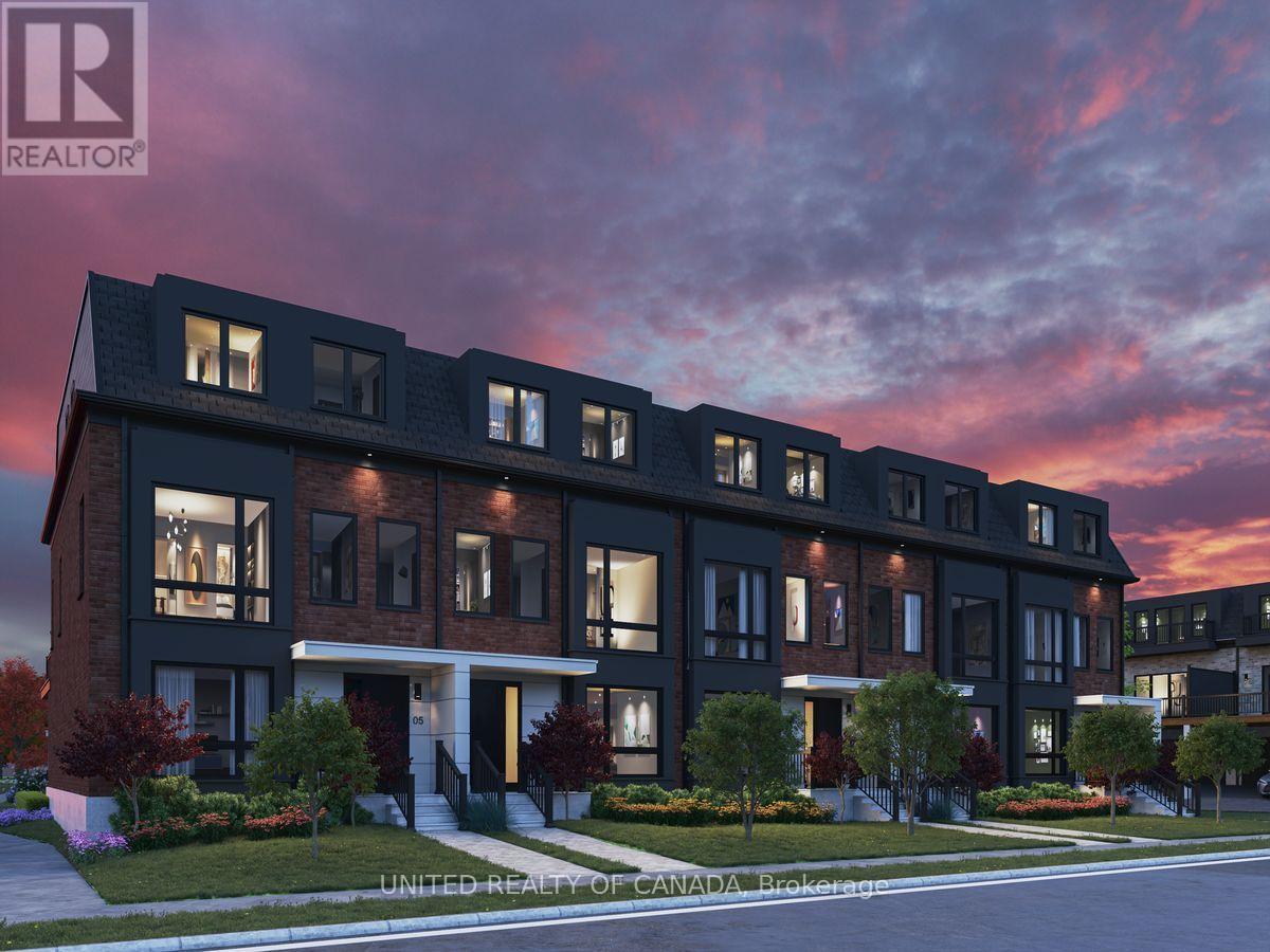 255 Thornhill Woods photo 2