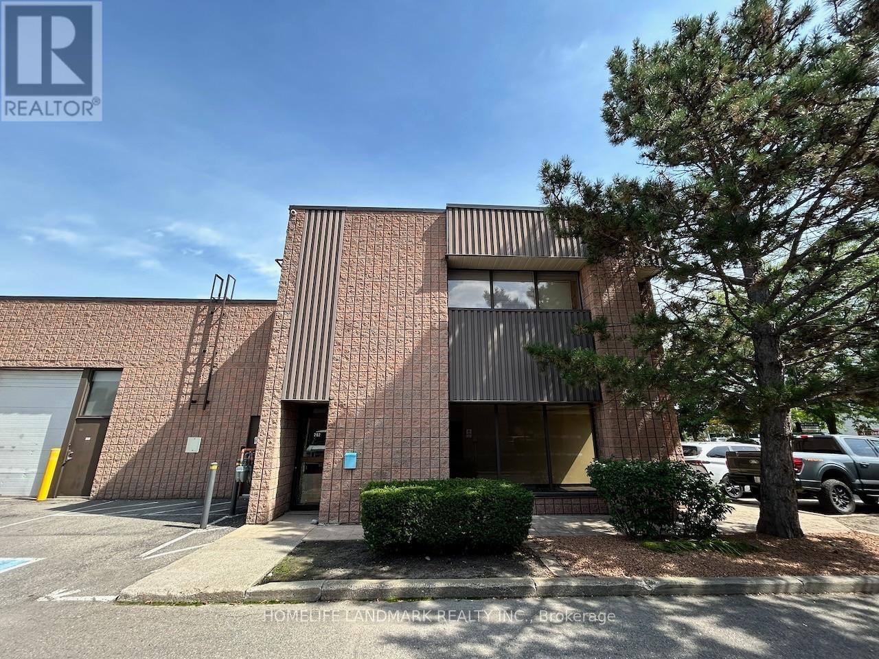 80 Fulton Unit 202 photo 2