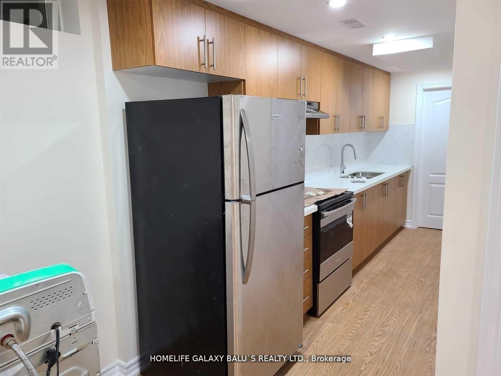 4 Malborough Unit (Basement) photo 3
