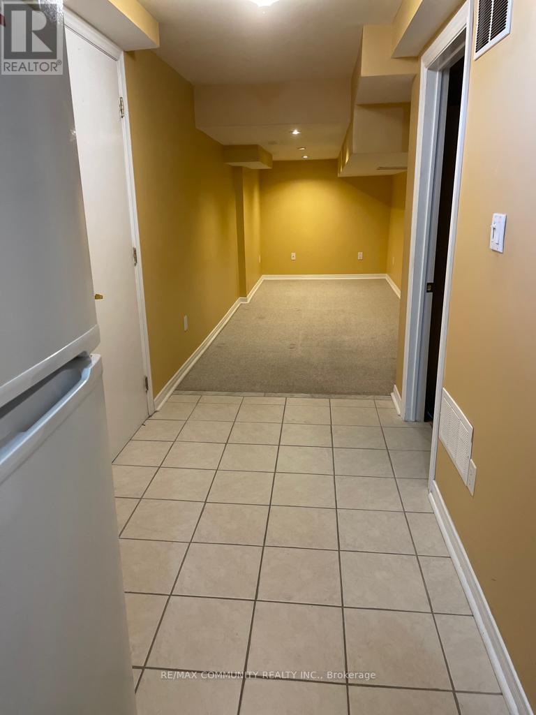 24 Elmrill Unit Basement photo 4