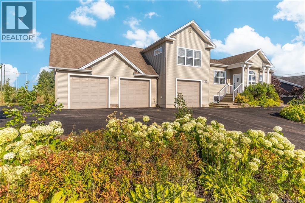 69 Whisperwood Drive photo 2