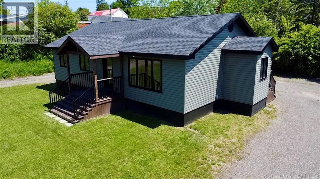 3 Hatt Crescent