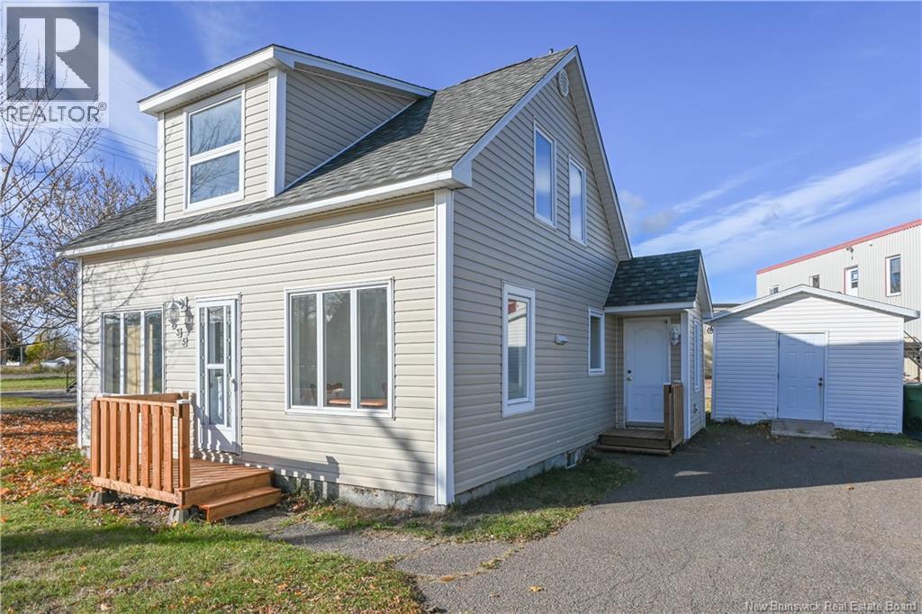 135 Degrâce Street