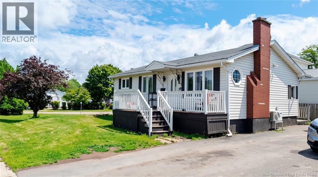6 Magee Avenue