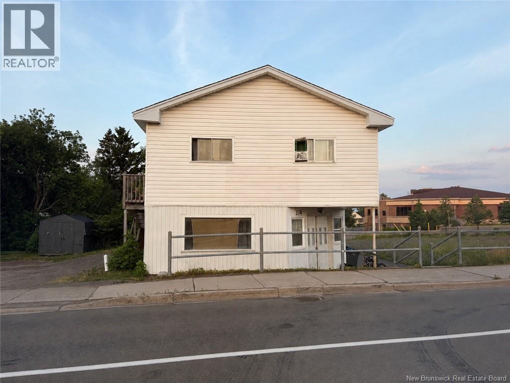 374 Acadie