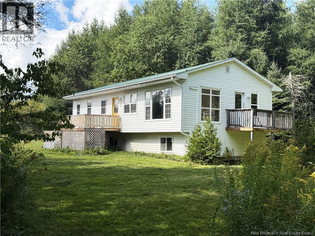 90 Weston Road