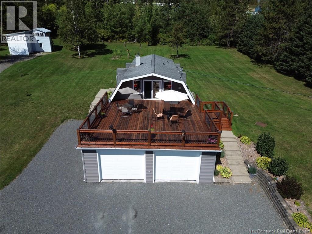 12 Caron Road