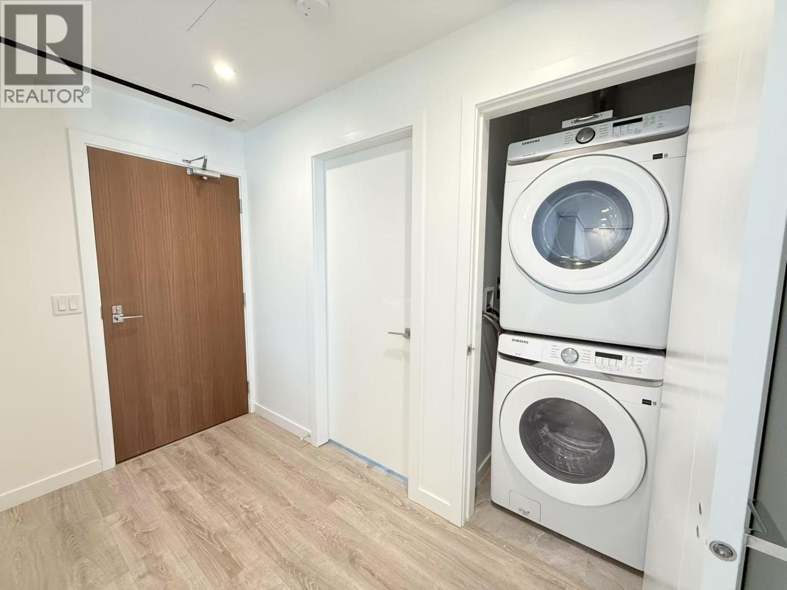 660 QUAYSIDE Unit 2103 photo 2