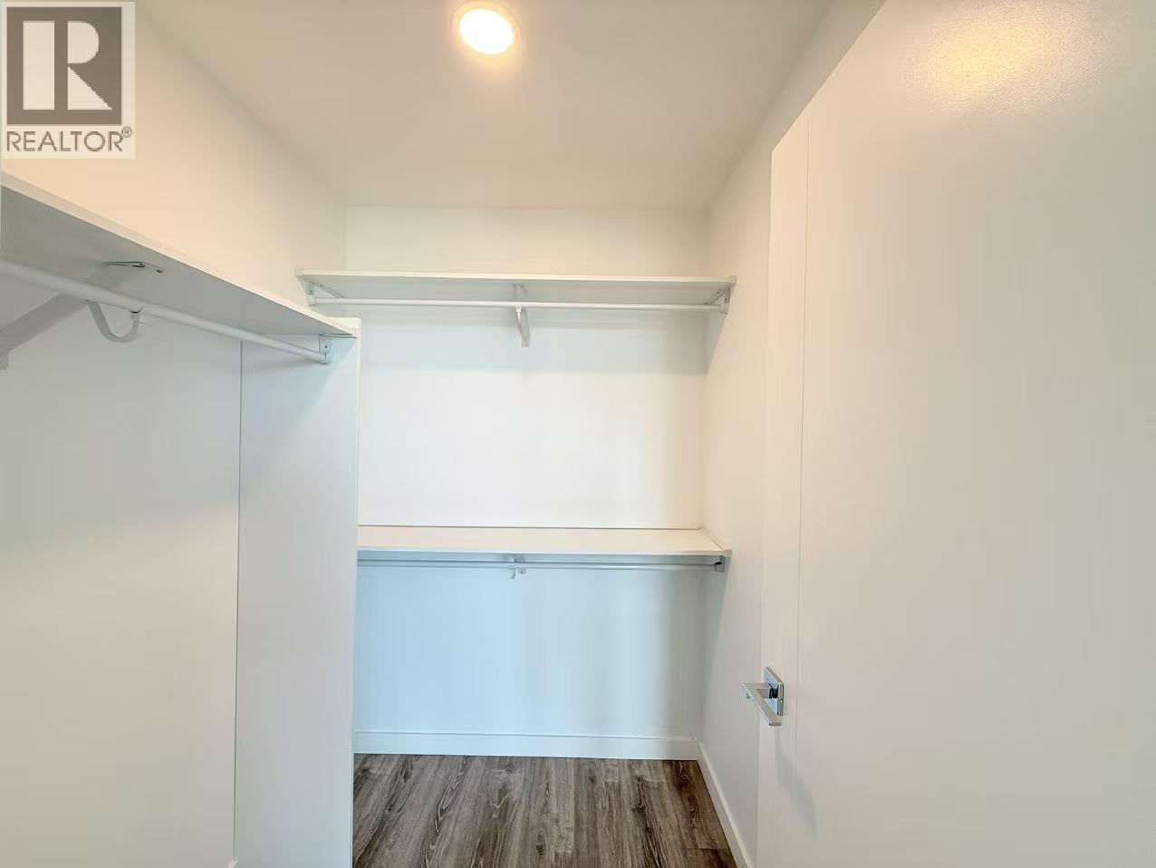 660 QUAYSIDE Unit 2103 photo 4