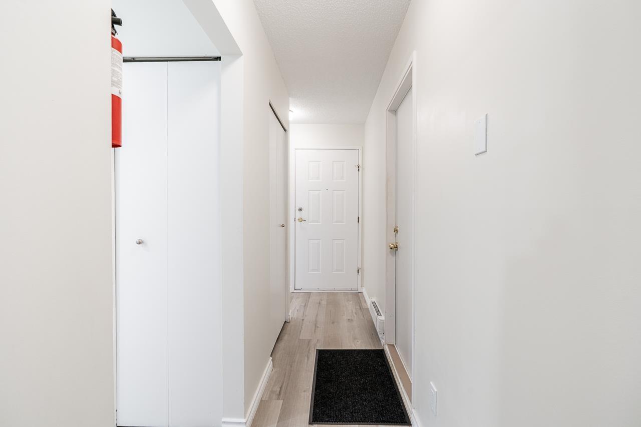 6537 138 Unit 37 photo 5