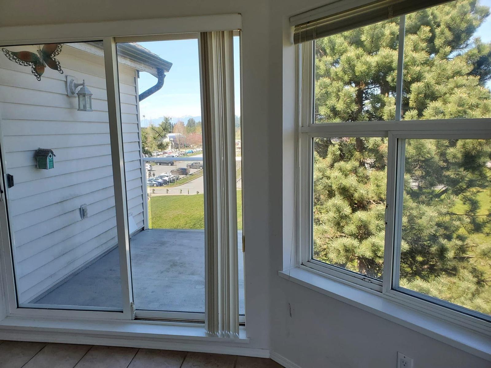 12739 72 Unit 403 photo 3