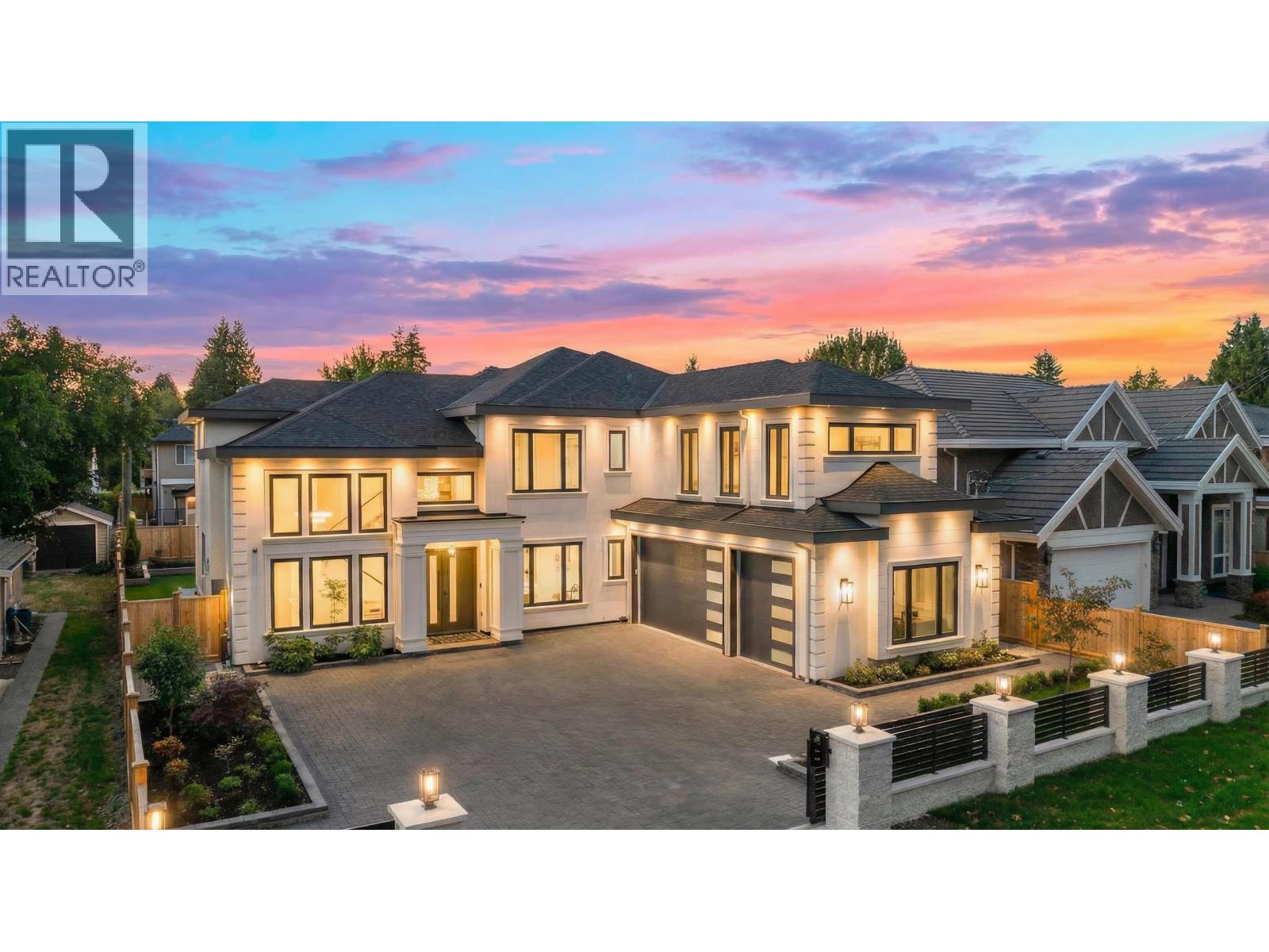 8411 ELSMORE