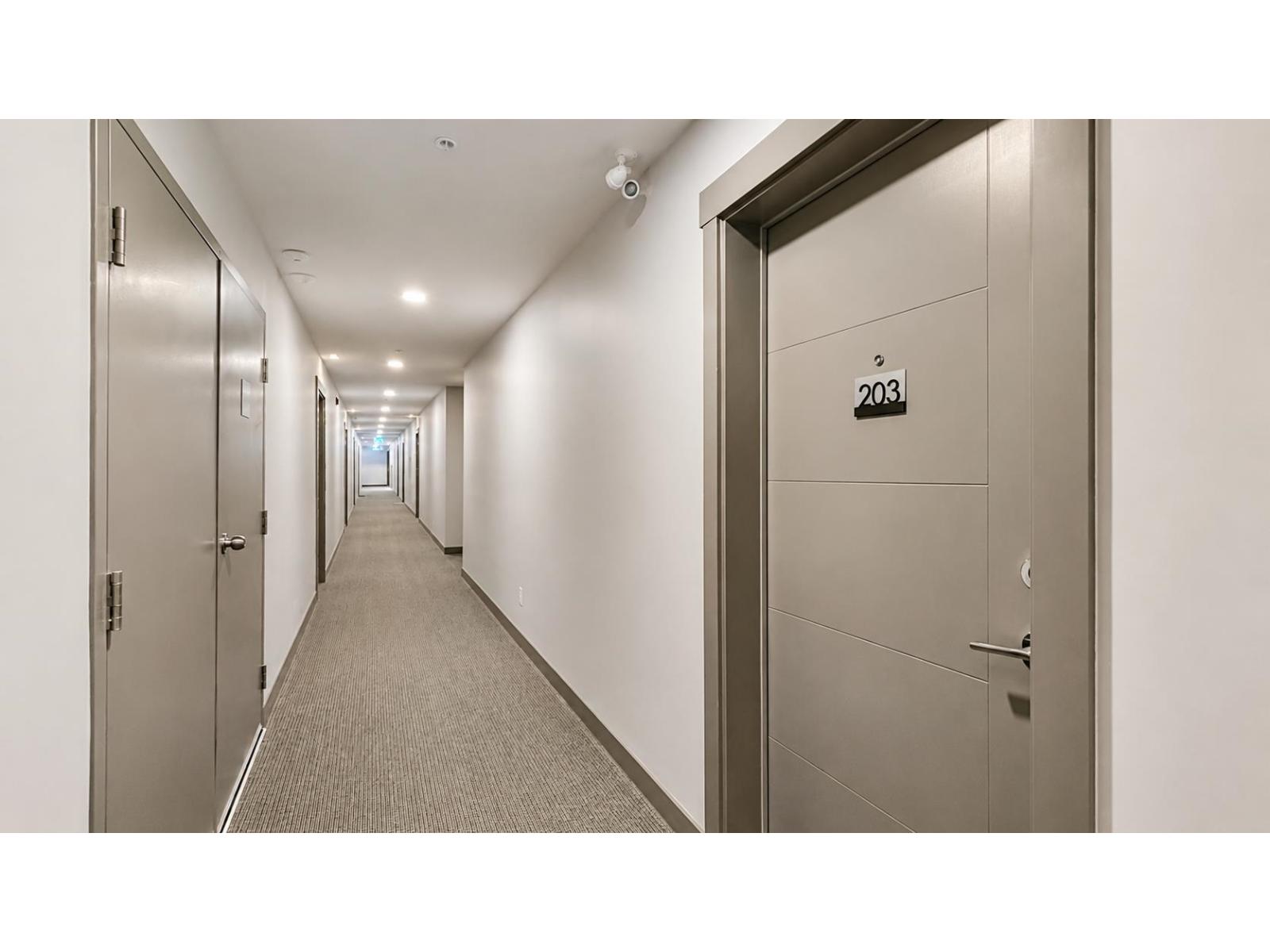 32690 14TH Unit 203 photo 3
