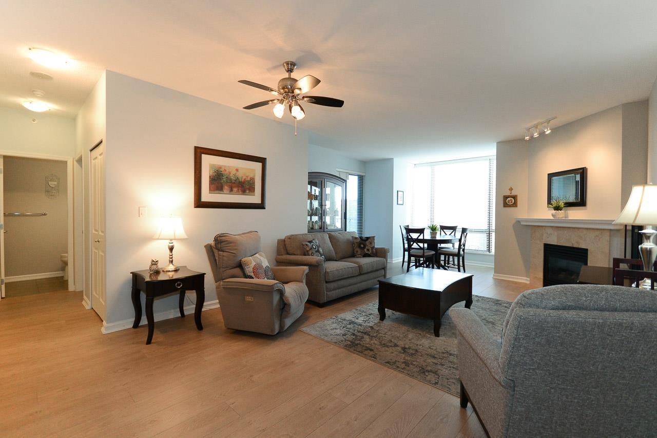 1551 FOSTER Unit 307