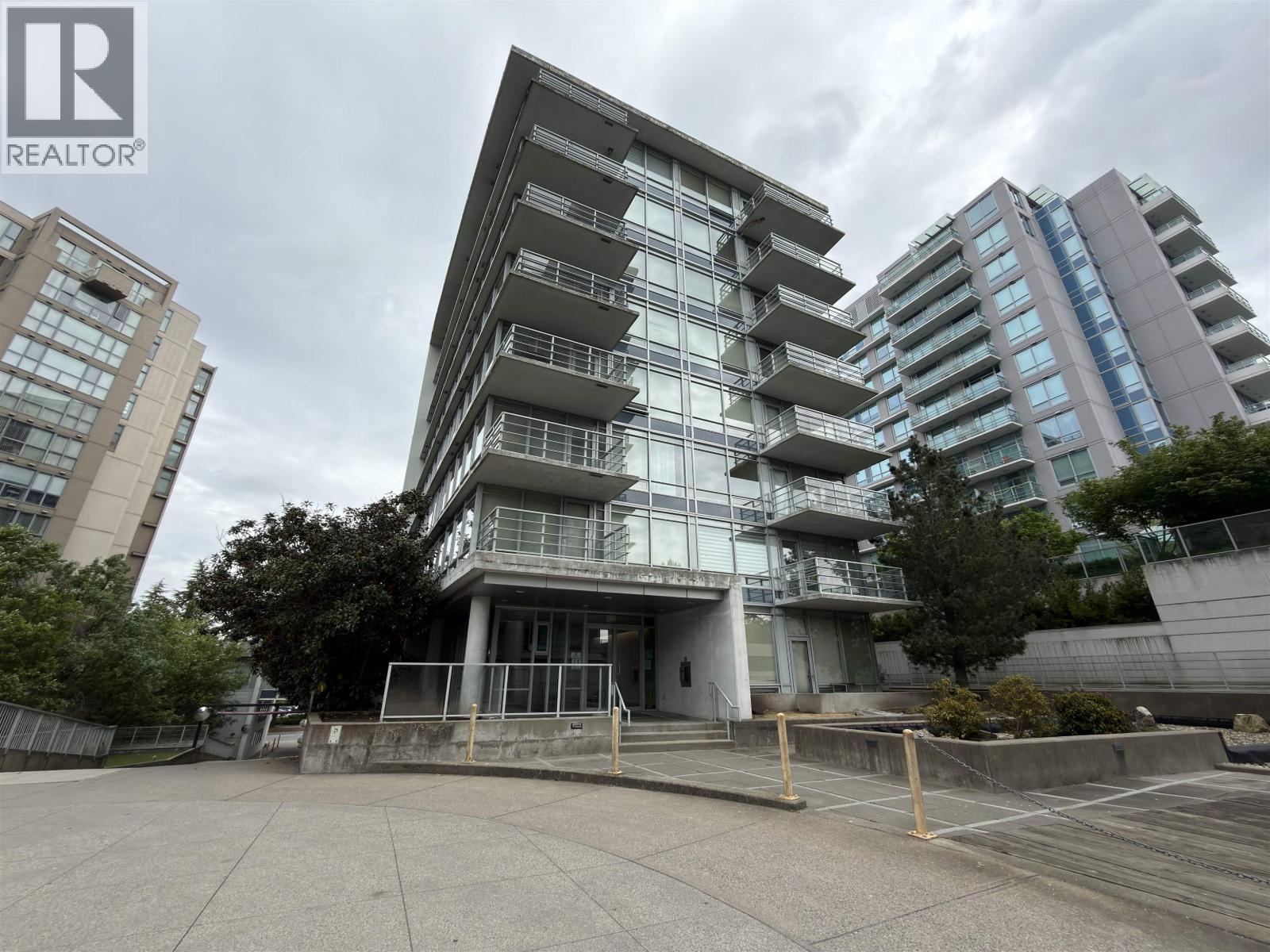 8280 LANSDOWNE Unit 808