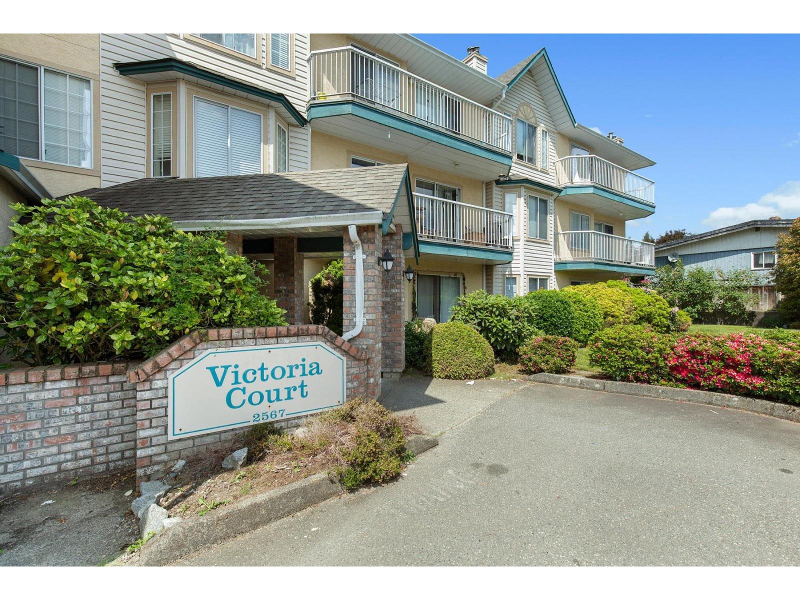 2567 VICTORIA Unit 302