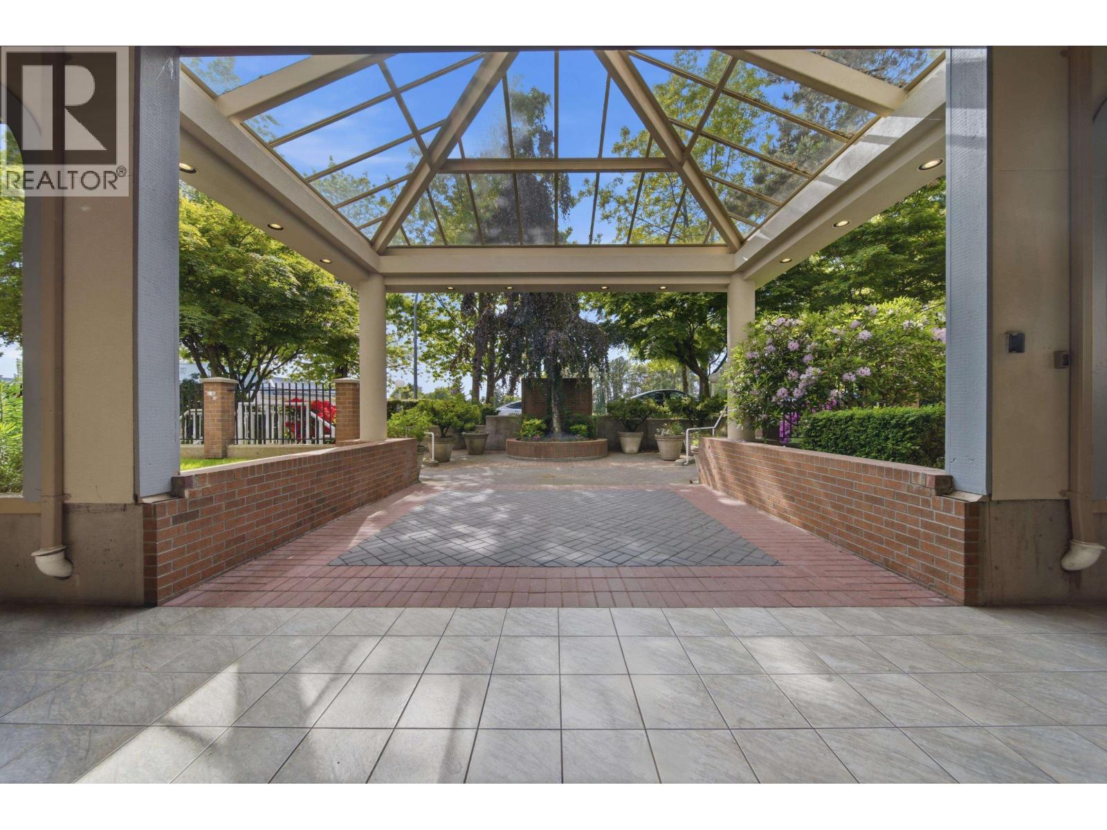 7326 ANTRIM Unit 203