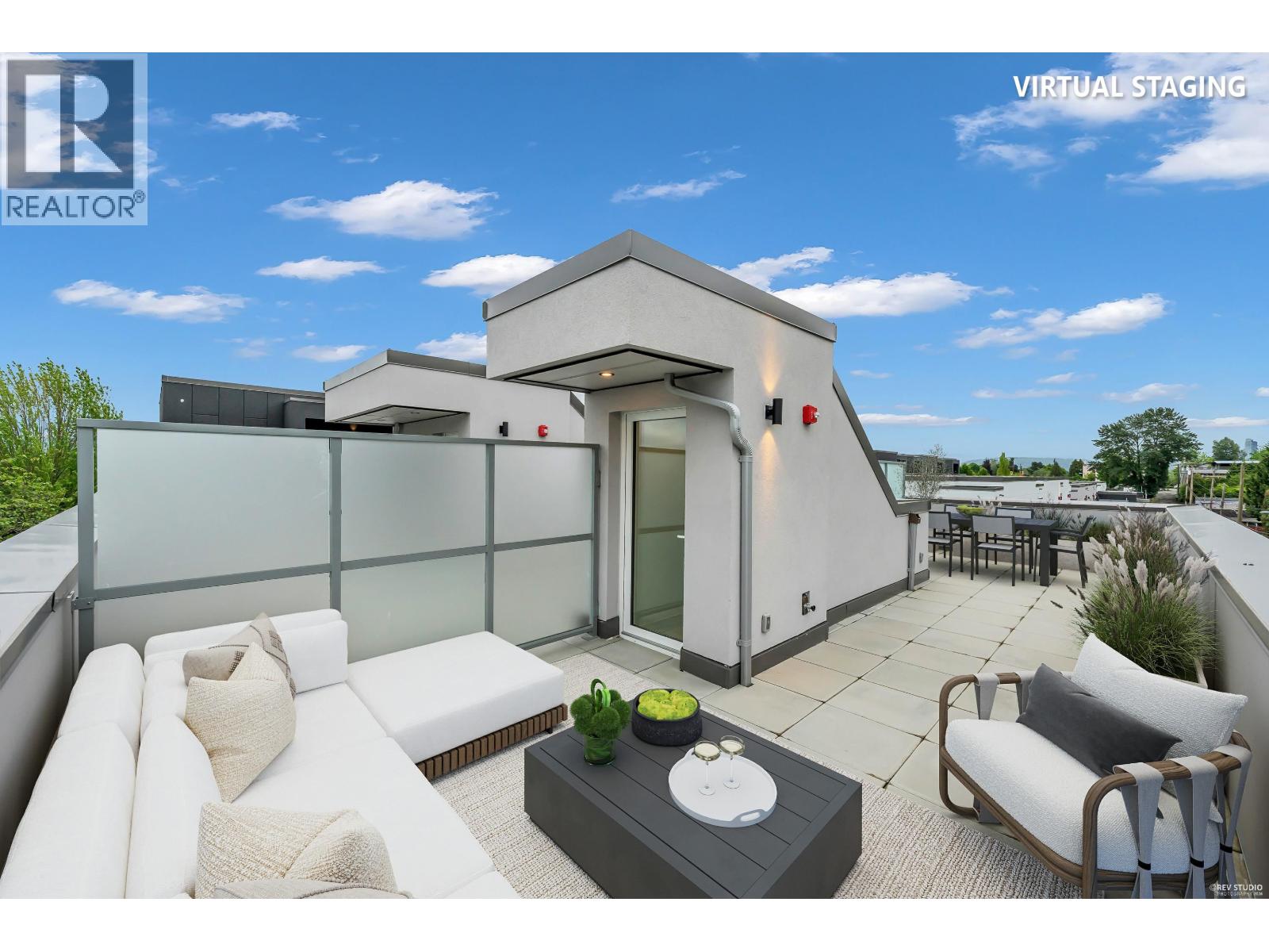 1732 TEMPLETON
