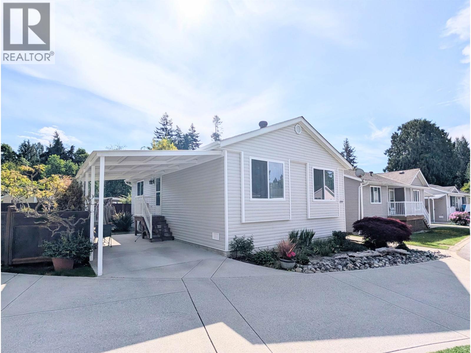 4510 SUNSHINE COAST Unit 109