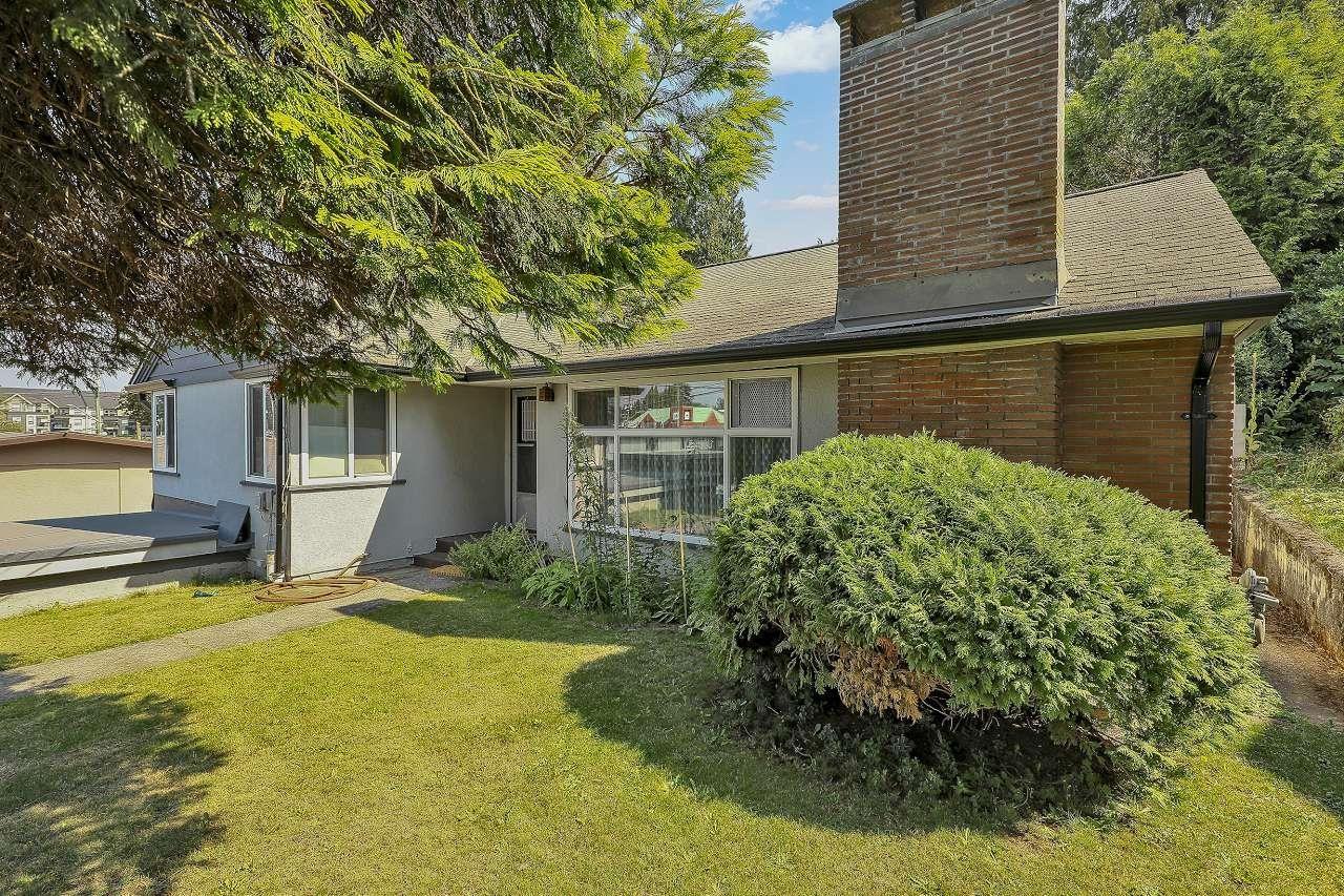 2374 HILLSIDE