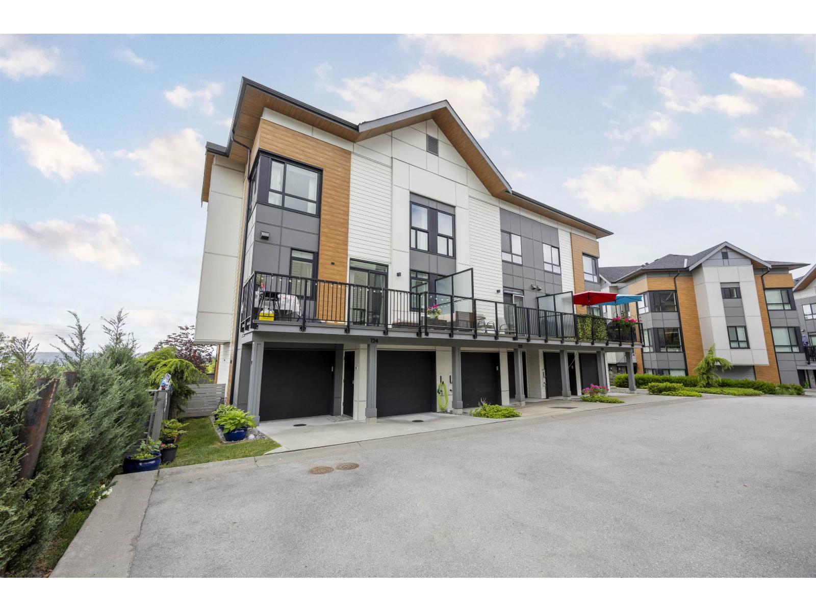 15111 EDMUND Unit 123