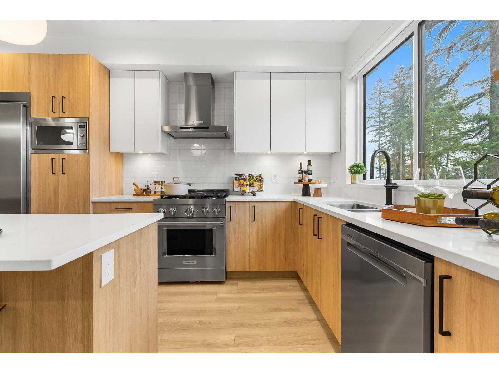 17538 100 Unit 10 photo 2