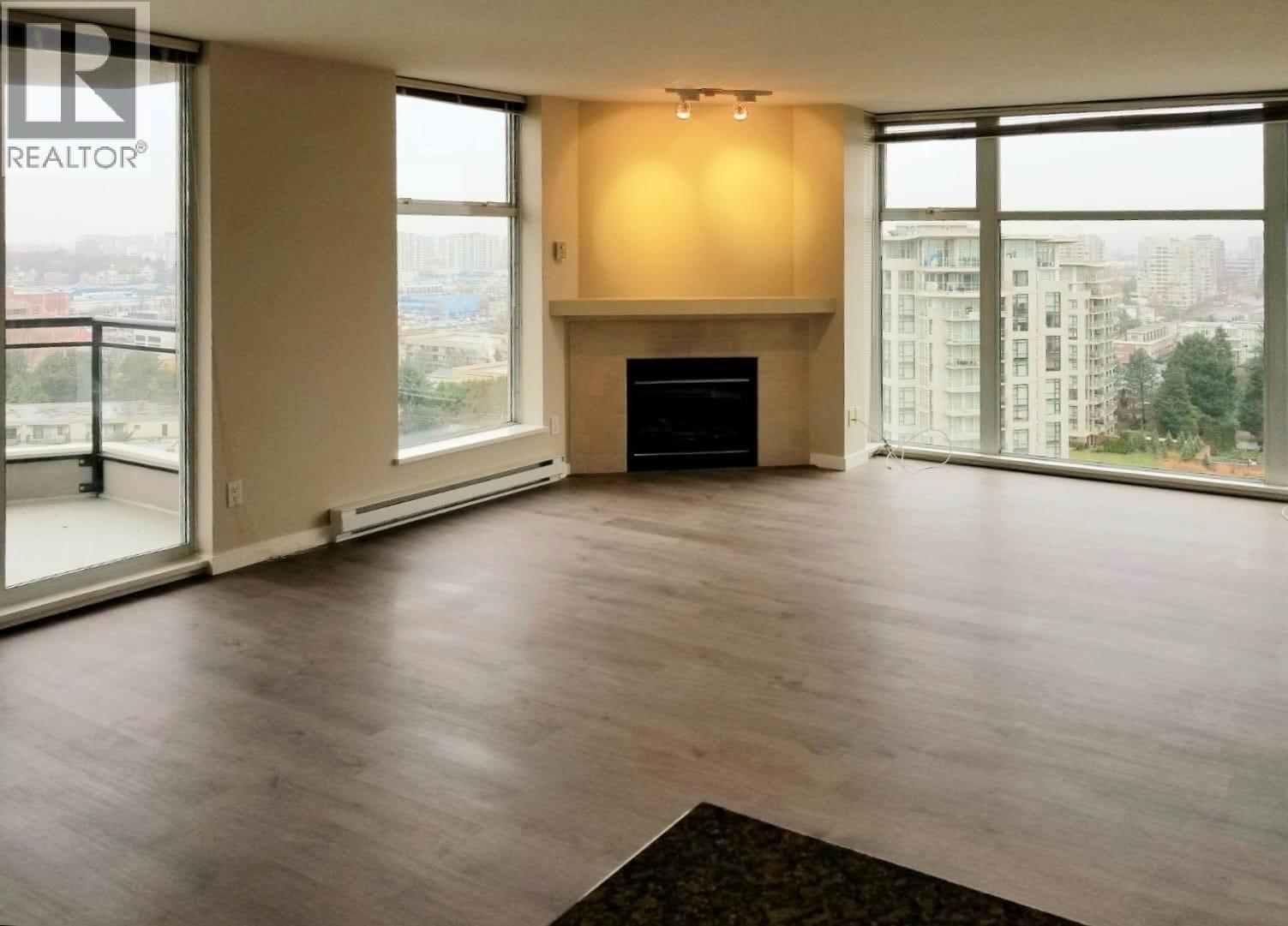 8460 GRANVILLE Unit 1805