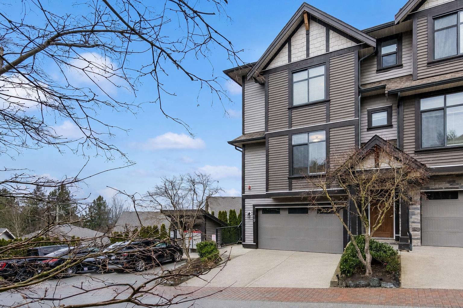 5756 PROMONTORY Unit 19
