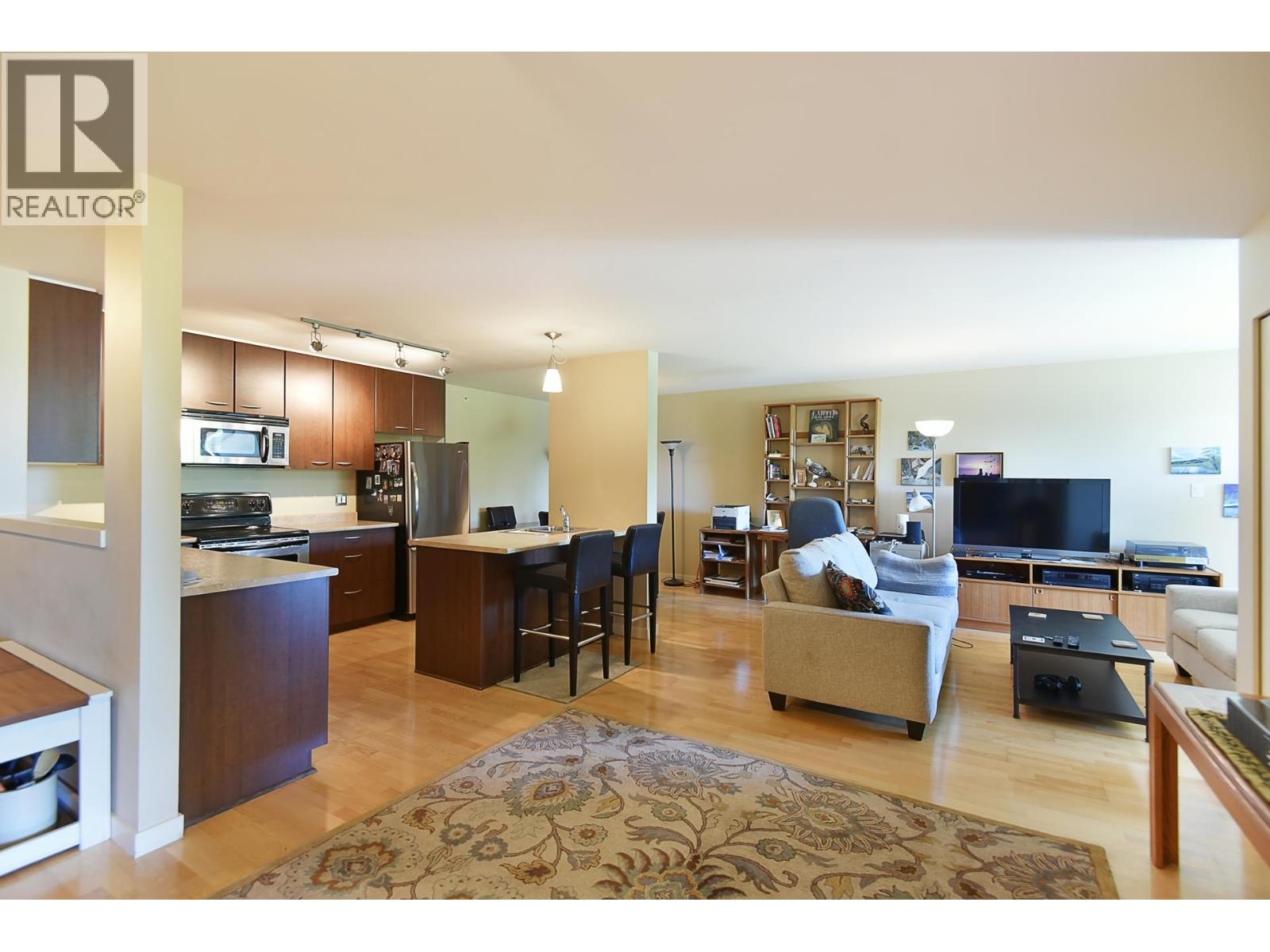 5631 INLET Unit 403