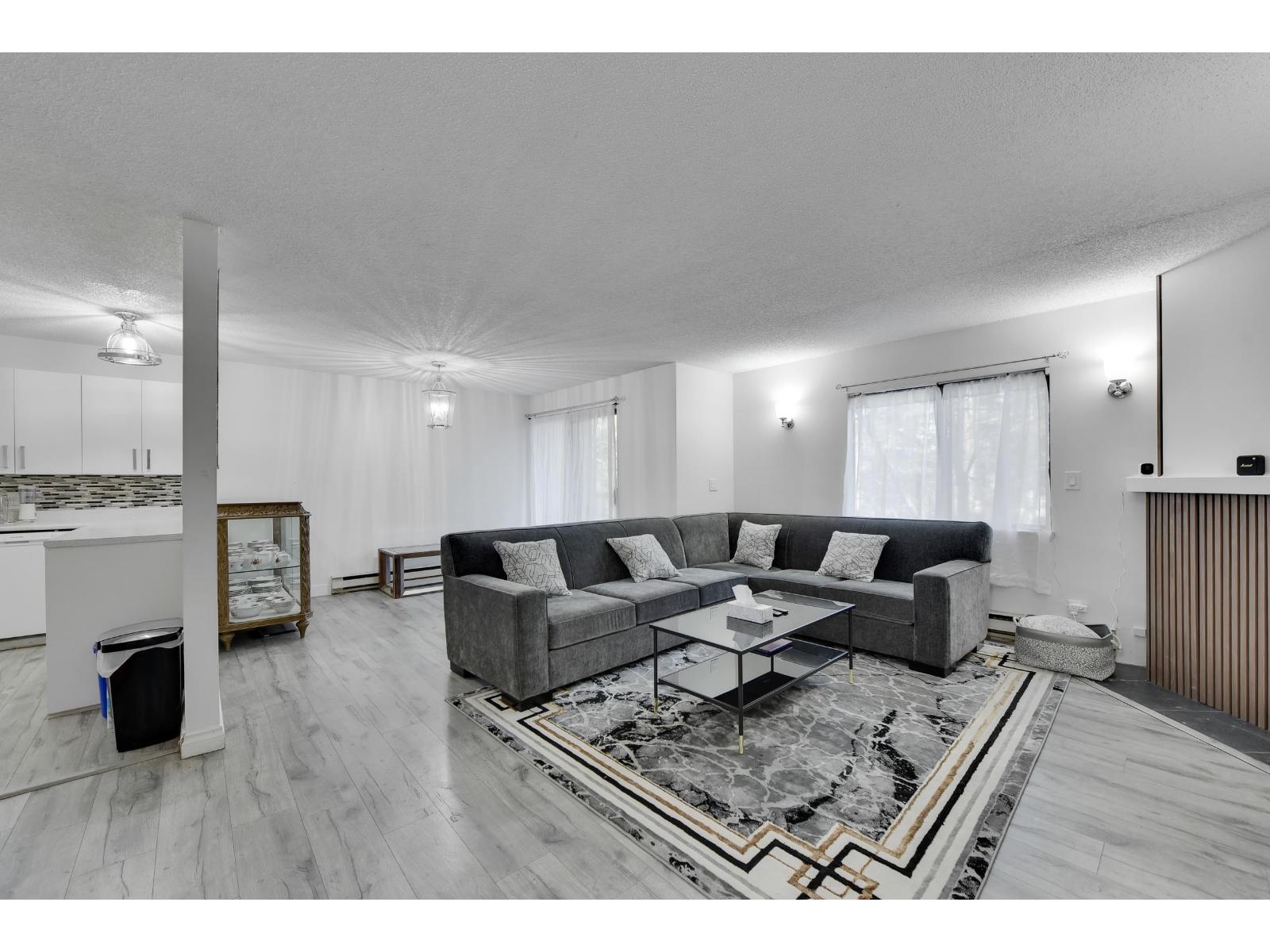 7064 133B Unit 203