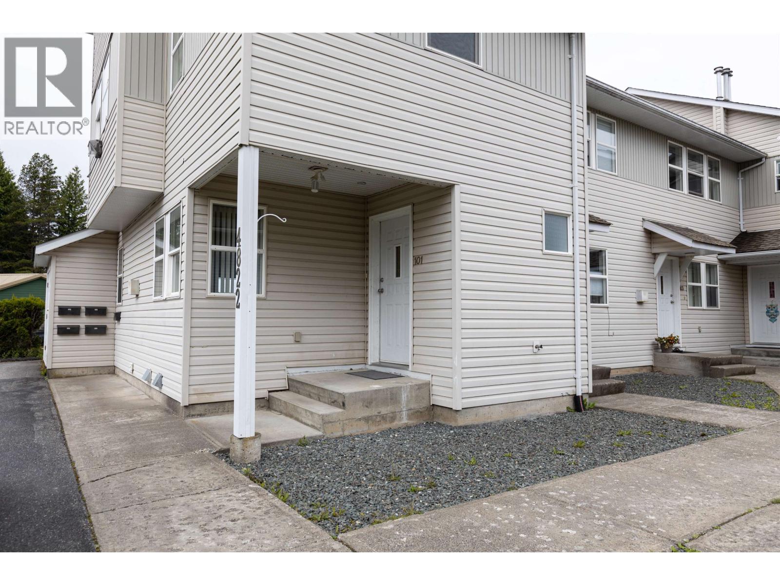 4822 LAZELLE Unit 101