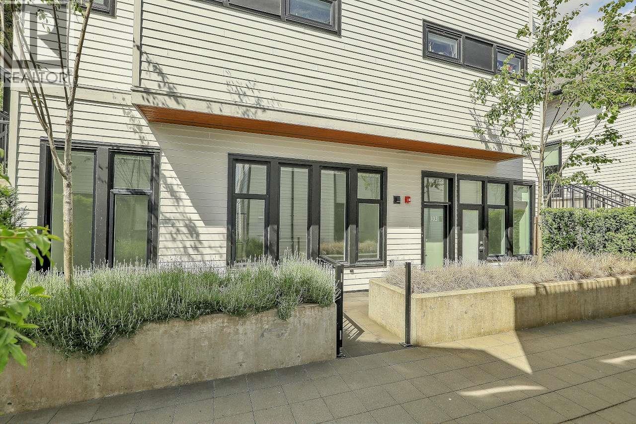 1306 LAVAL Unit 103