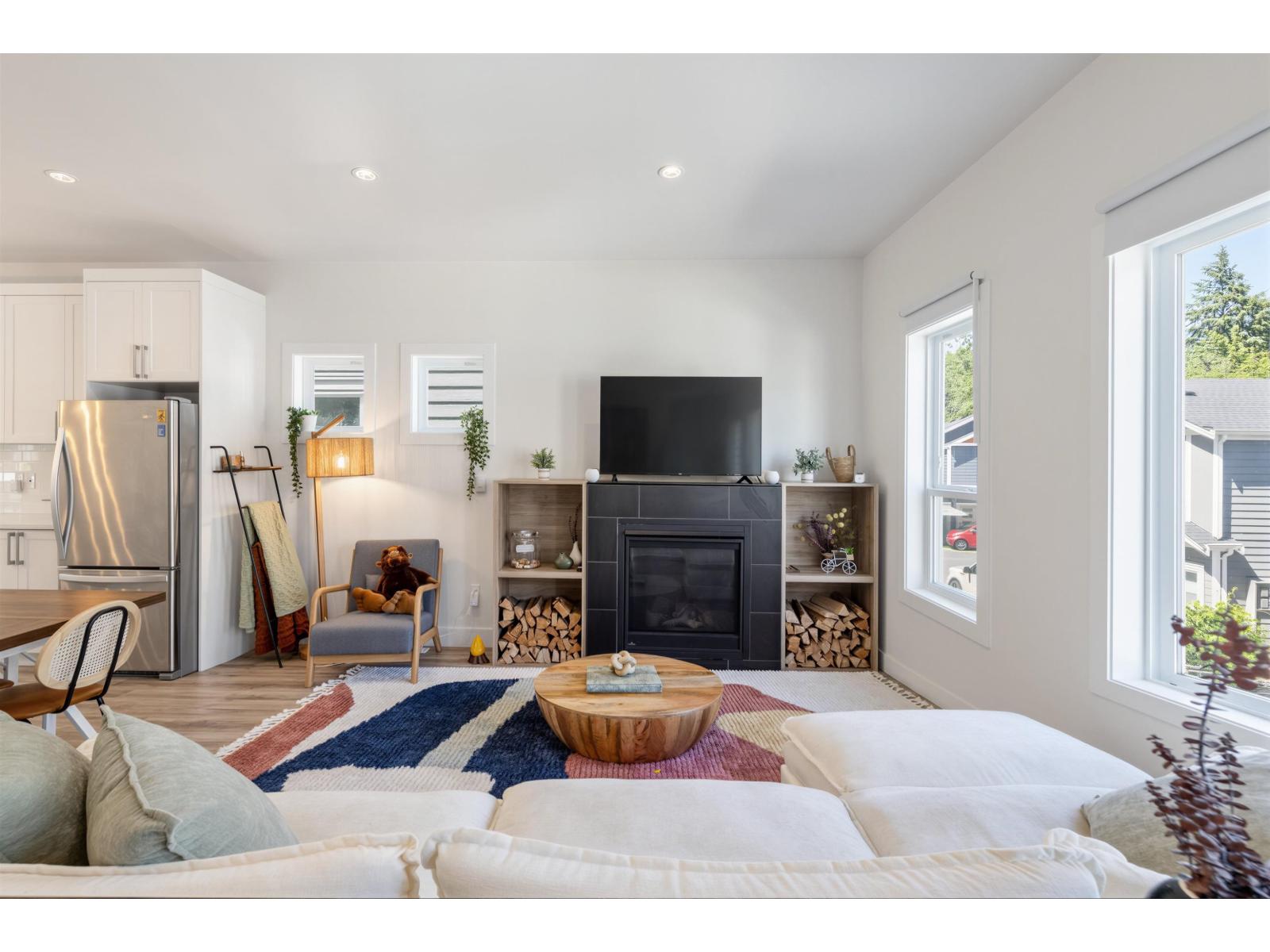 750 HOT SPRINGS Unit 16