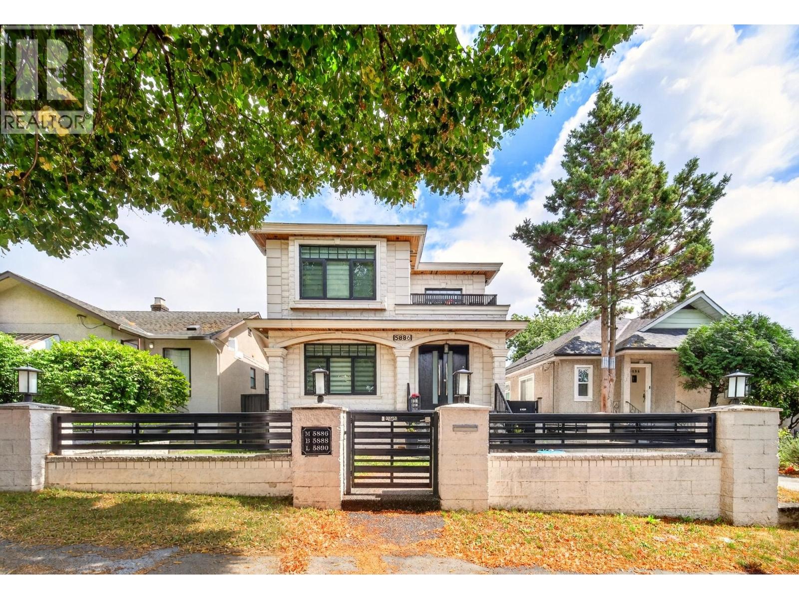 5886 SHERBROOKE