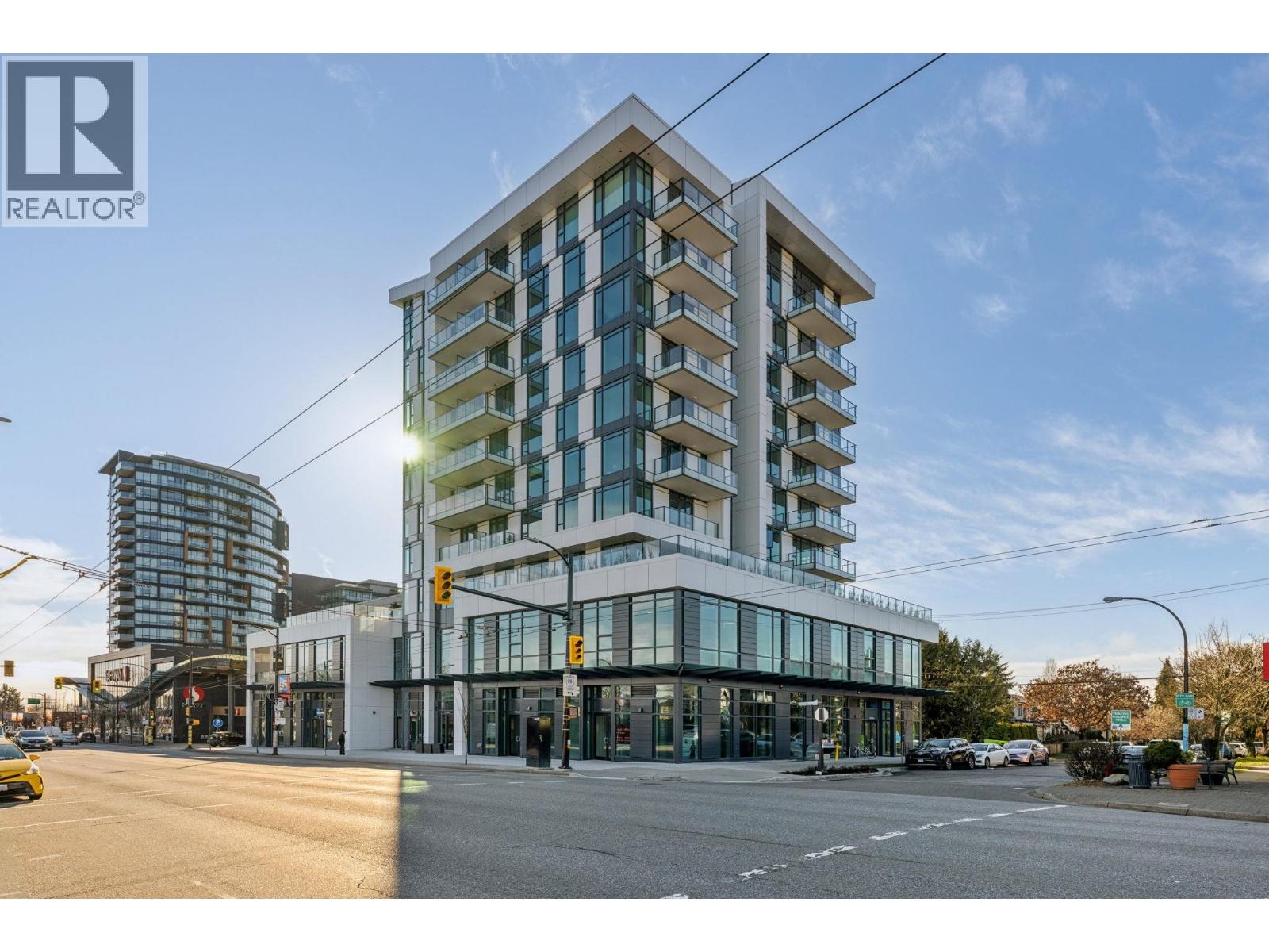 8415 GRANVILLE Unit 608