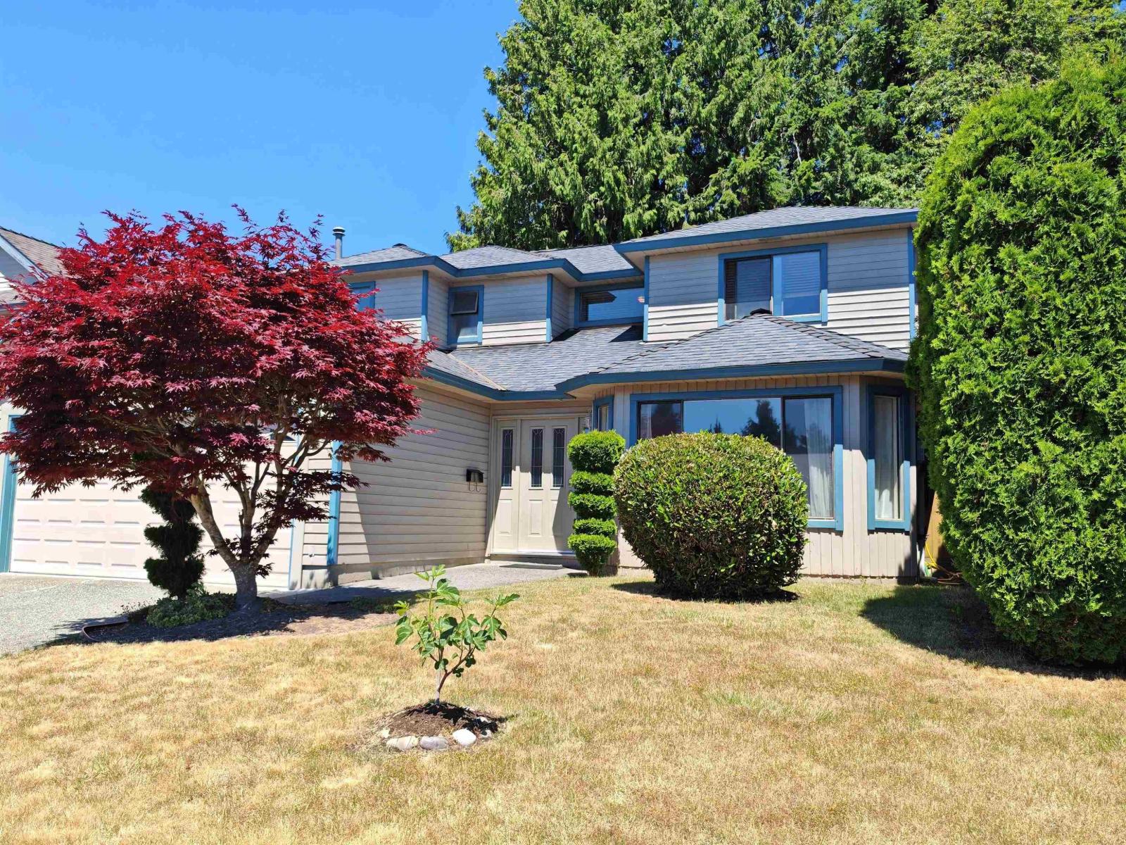 11933 WOODGROVE