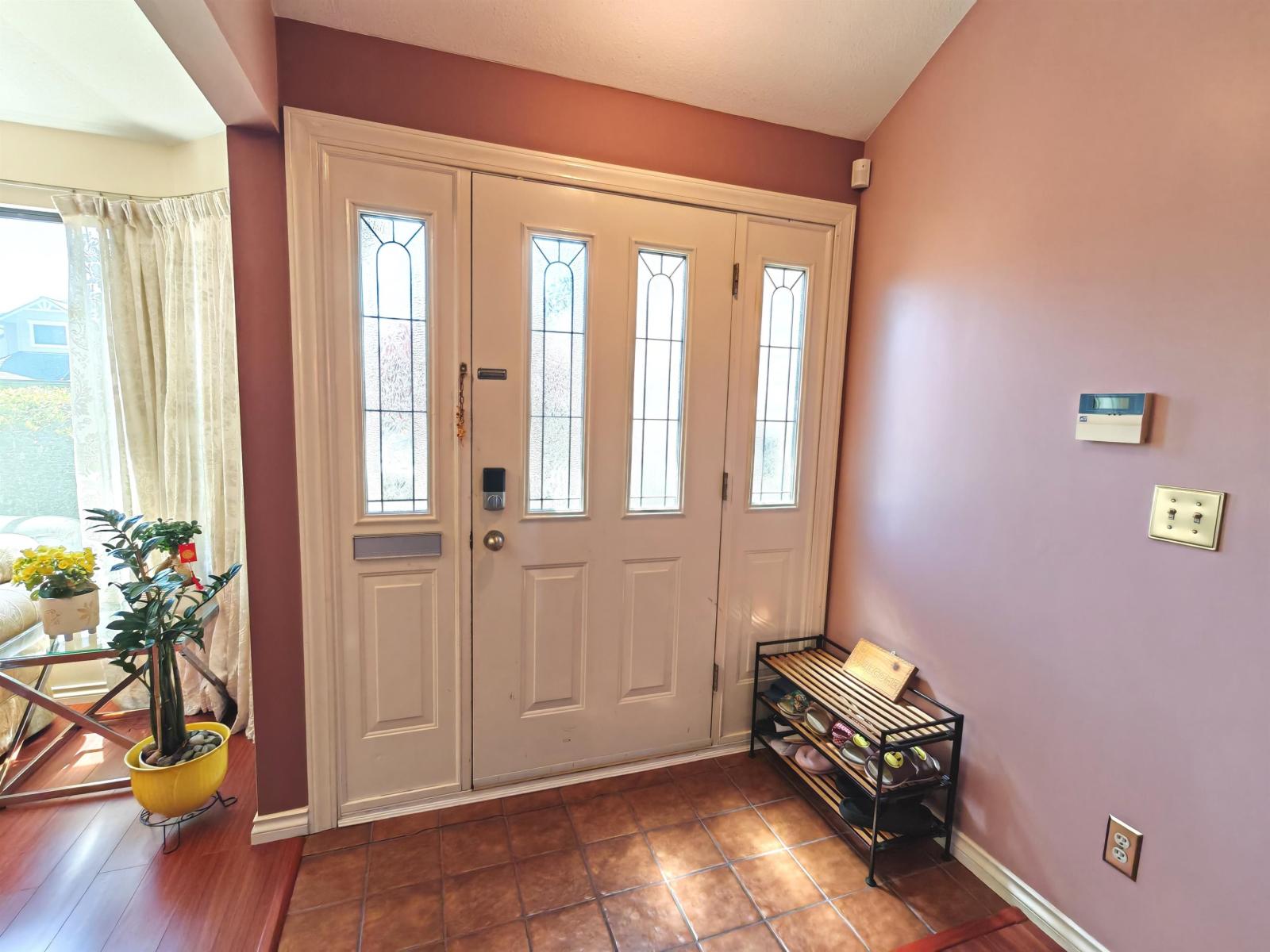 11933 WOODGROVE photo 2