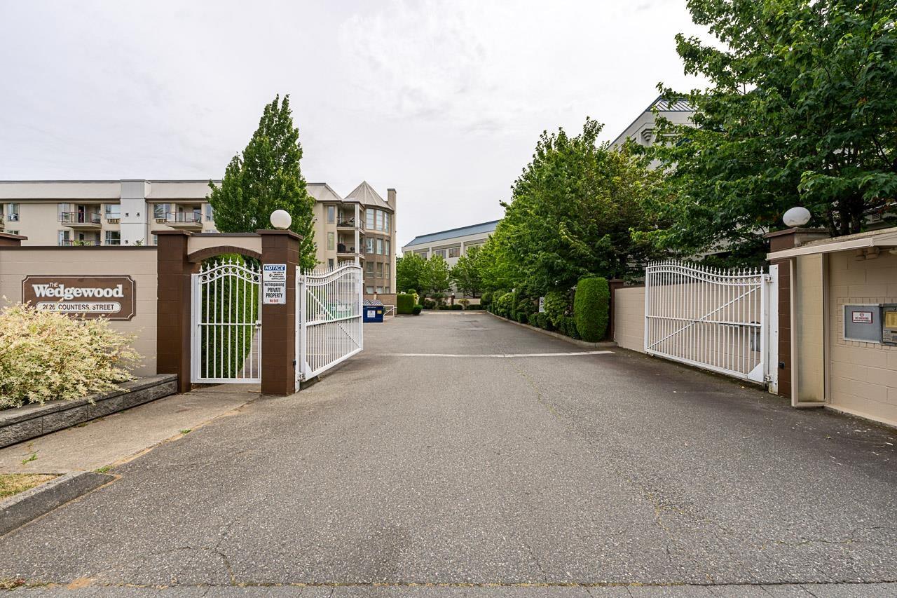 2626 COUNTESS Unit 314